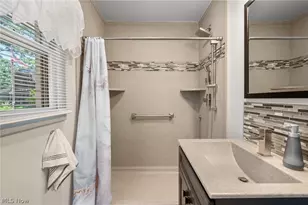 685 Sunnyside, Vermilion, OH 44089 - Photo 22
