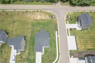 2655 Elkford Circle NE, Canton, OH 44721 - Photo 2