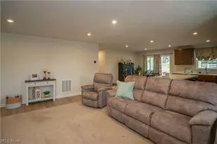 2655 Elkford Circle NE, Canton, OH 44721 - Photo 10