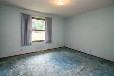 2421 Fairview Road, Uniontown, OH 44685 - Photo 14