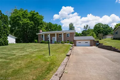 2421 Fairview Road, Uniontown, OH 44685 - Photo 2
