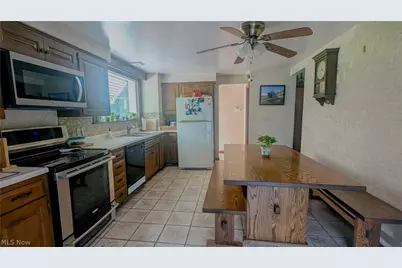 3607 11th Street SW, Canton, OH 44710 - Photo 10