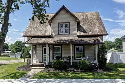 302 SW Maple Street, Sugarcreek, OH 44681 - Photo 1