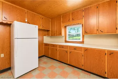 12201 King Church Avenue NW, Uniontown, OH 44685 - Photo 14