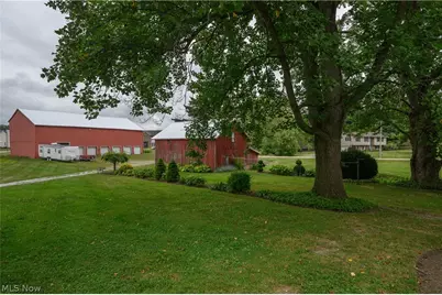 12201 King Church Avenue NW, Uniontown, OH 44685 - Photo 4
