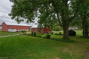 12201 King Church Ave NW, Uniontown, OH 44685 - Photo 4