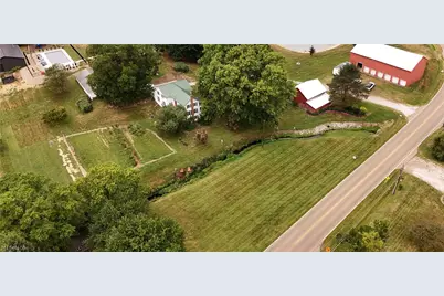 12201 King Church Avenue NW, Uniontown, OH 44685 - Photo 6