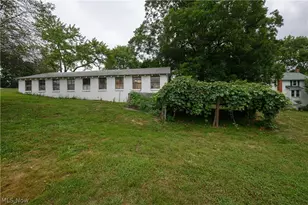 12201 King Church Ave NW, Uniontown, OH 44685 - Photo 32