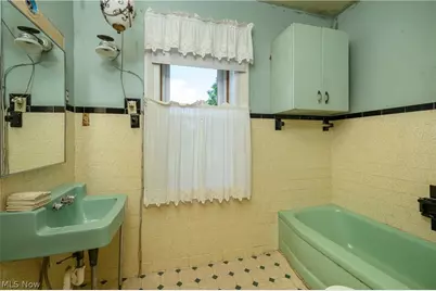 12201 King Church Avenue NW, Uniontown, OH 44685 - Photo 22
