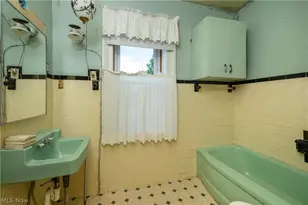 12201 King Church Ave NW, Uniontown, OH 44685 - Photo 22