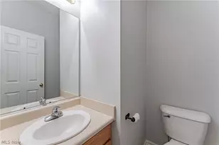 64 Byers Ave, Akron, OH 44302 - Photo 12