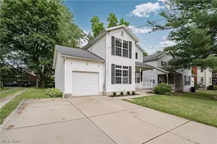 64 Byers Ave, Akron, OH 44302 - Photo 2
