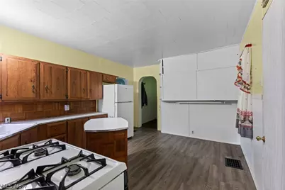 23339 W 23rd Street, Bellaire, OH 43906 - Photo 6