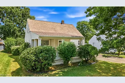 47 Renee Drive, Struthers, OH 44471 - Photo 2
