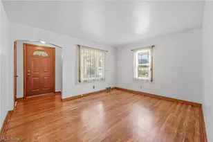 47 Renee Dr, Struthers, OH 44471 - Photo 8