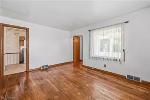 47 Renee Dr, Struthers, OH 44471 - Photo 10