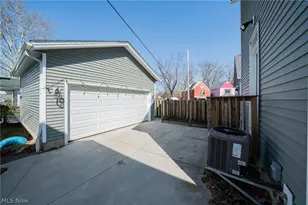 12101 Wade Park Ave, Loveland, OH 44106 - Photo 20