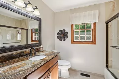 3575 Avanti Lane, Uniontown, OH 44685 - Photo 28