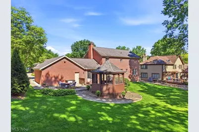 3575 Avanti Lane, Uniontown, OH 44685 - Photo 40