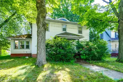 333 Trigonia Drive, Akron, OH 44302 - Photo 2
