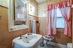 333 Trigonia Dr, Akron, OH 44302 - Photo 20