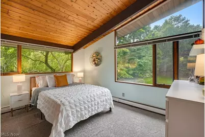 8886 Southbrook Trail, Chagrin Falls, OH 44023 - Photo 22