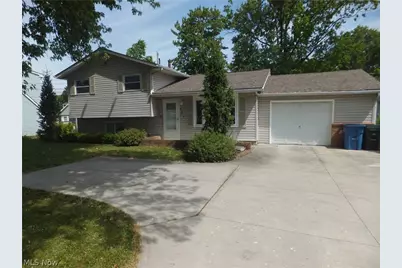4641 E Lake Road, Sheffield Lake, OH 44054 - Photo 16