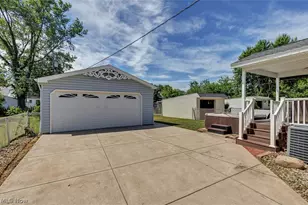 4107 Torrington Ave, Parma, OH 44134 - Photo 8