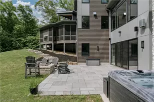 8070 Tulip Ln, Chagrin Falls, OH 44023 - Photo 38