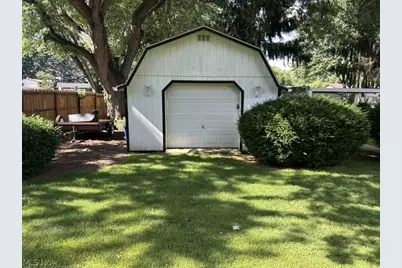 8639 Candlewood Avenue NW, North Canton, OH 44720 - Photo 26