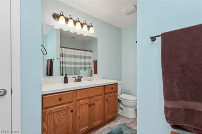 1302 Bridgewater Way N, Mansfield, OH 44906 - Photo 16