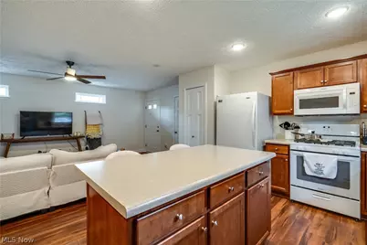 3593 Portage Point Boulevard, Akron, OH 44319 - Photo 16