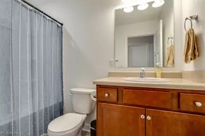 3593 Portage Point Boulevard, Akron, OH 44319 - Photo 18