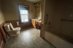 912 N 8th St, Cambridge, OH 43725 - Photo 12