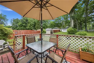 3730 Ayrshire Dr, Austintown, OH 44511 - Photo 2