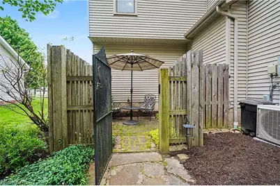 10143 Bissell Drive, Twinsburg, OH 44087 - Photo 8
