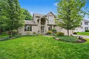 10143 Bissell Dr, Twinsburg, OH 44087 - Photo 2