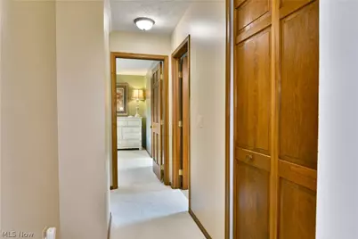 8930 Echo Lake Drive NE, Warren, OH 44484 - Photo 42