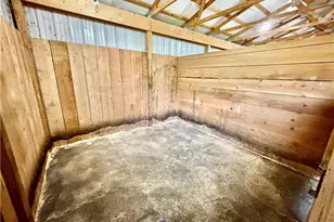 6852 Graham Rd, Pierpont, OH 44082 - Photo 38