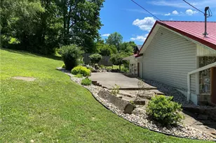 2103 Wainwright Road SE, New Philadelphia, OH 44663 - Photo 32
