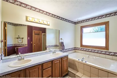 7590 Morley Road, Concord Twp, OH 44060 - Photo 14