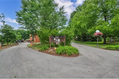 7444 Millrace Lane, Sagamore Hills, OH 44067 - Photo 48
