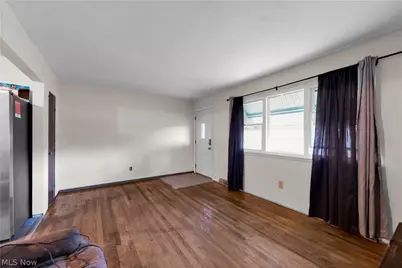 567 Walnut Street, Elyria, OH 44035 - Photo 4