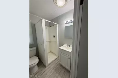 725 Perry Street, Vermilion, OH 44089 - Photo 16