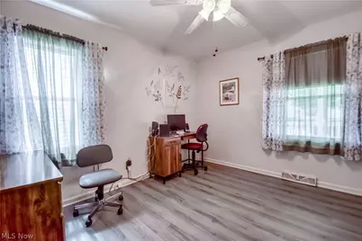30104 Phillips Avenue, Wickliffe, OH 44092 - Photo 12