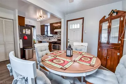 30104 Phillips Avenue, Wickliffe, OH 44092 - Photo 10