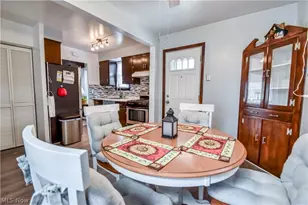 30104 Phillips Ave, Wickliffe, OH 44092 - Photo 10