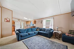 4534 Lake Road E, Geneva, OH 44041 - Photo 4