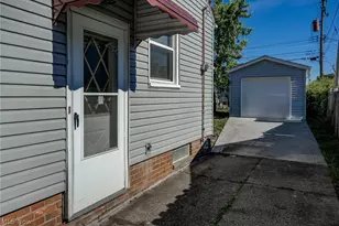 5410 Renwood Dr, Parma, OH 44129 - Photo 6