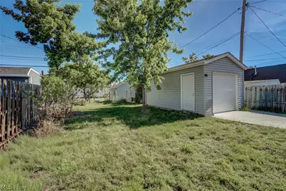 5410 Renwood Drive, Parma, OH 44129 - Photo 8